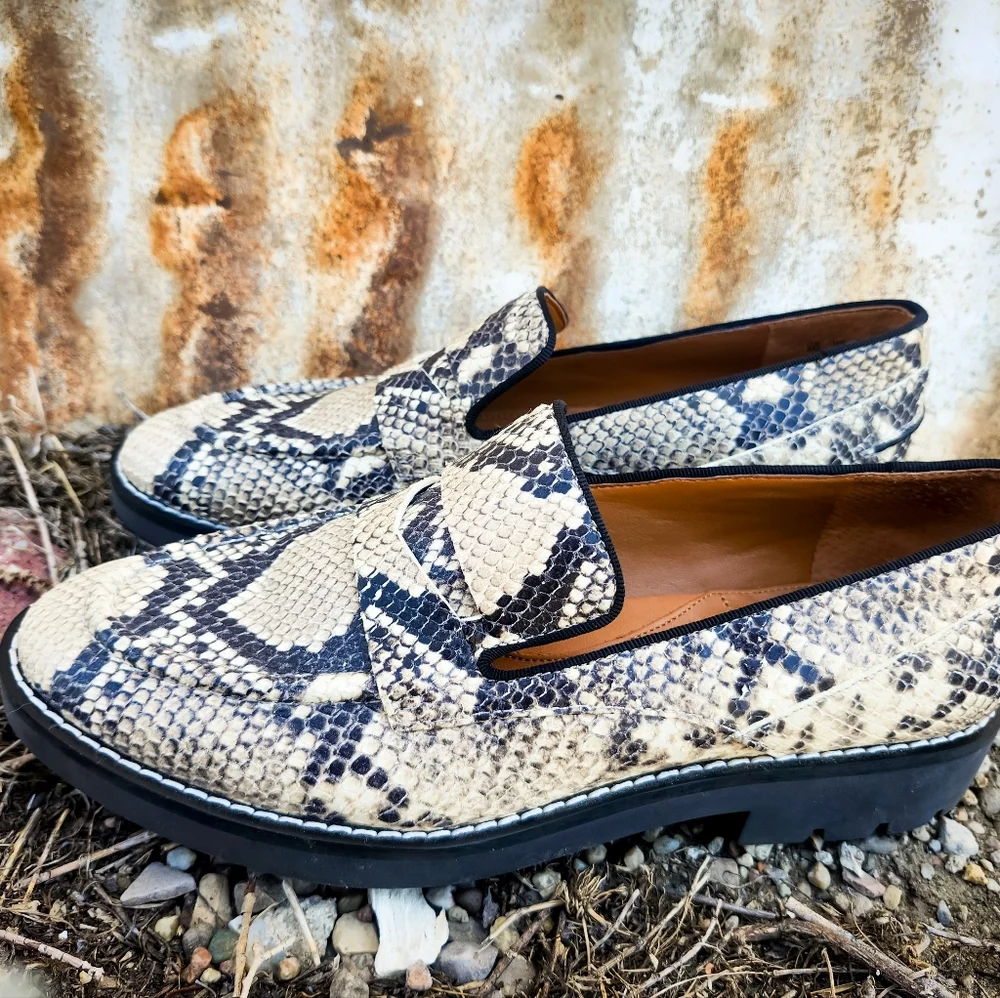 SARTO Franco Sarto Snake Print Loafers Size 8 Leather Slip On Platform Lug Sole